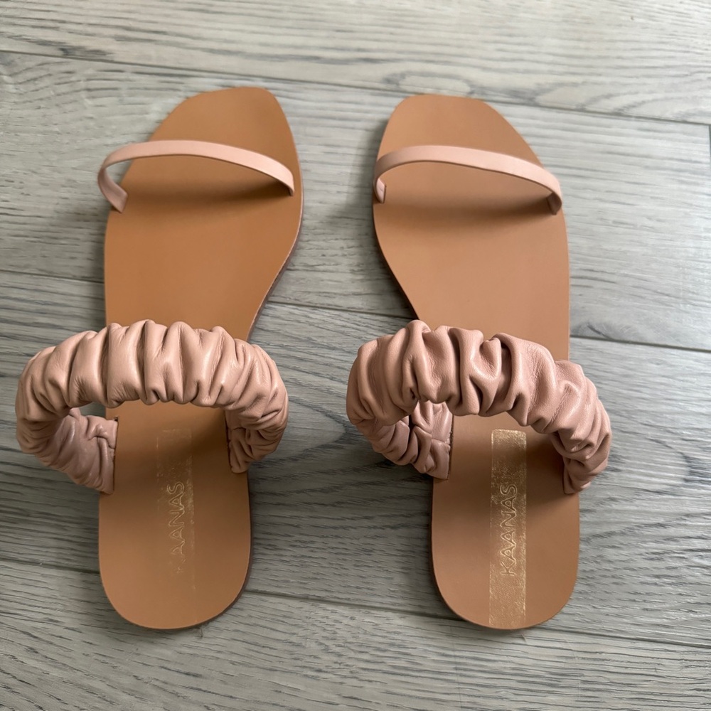 Anthropologie Kaanas Leather Scrunch Slide Sandal - Picture 3 of 6